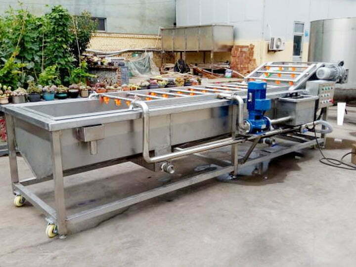 Satılık Kabarcık Patates Yıkama Temizleme Makinası 1 Endüstriyel patates yıkama makinesi