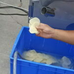 potato chips slicing machine working