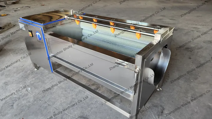 800–1000 Kg/H Cleaning And Peeling Machine For A Peruvian Customer 1 : Эффективно удаляет грязь и кожуру картофеля.